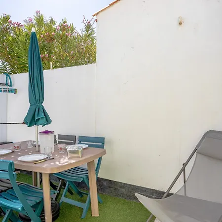 Piscine Partagee Διαμέρισμα *