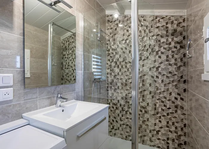 Appartement Piscine Partagée