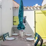 Piscine Partagee דירה